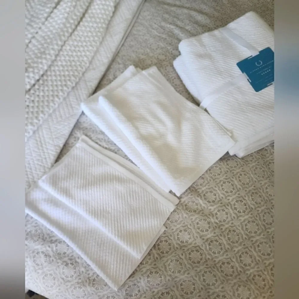 ALFRED SUNG towel 6 pieces set 2 bath 2 hand and 2 wash towels